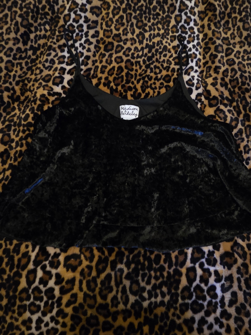 Madison & Berkeley Black Velvet Cropped Cami Tank Top